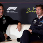 «Живут прошлым». Тото Вольф ответил критикам нового регламента Формулы 1